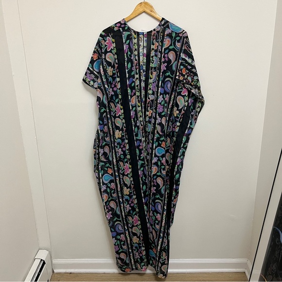 Sara Joy Painted Paisley Caftan Light Weight One Size - Picture 10 of 10